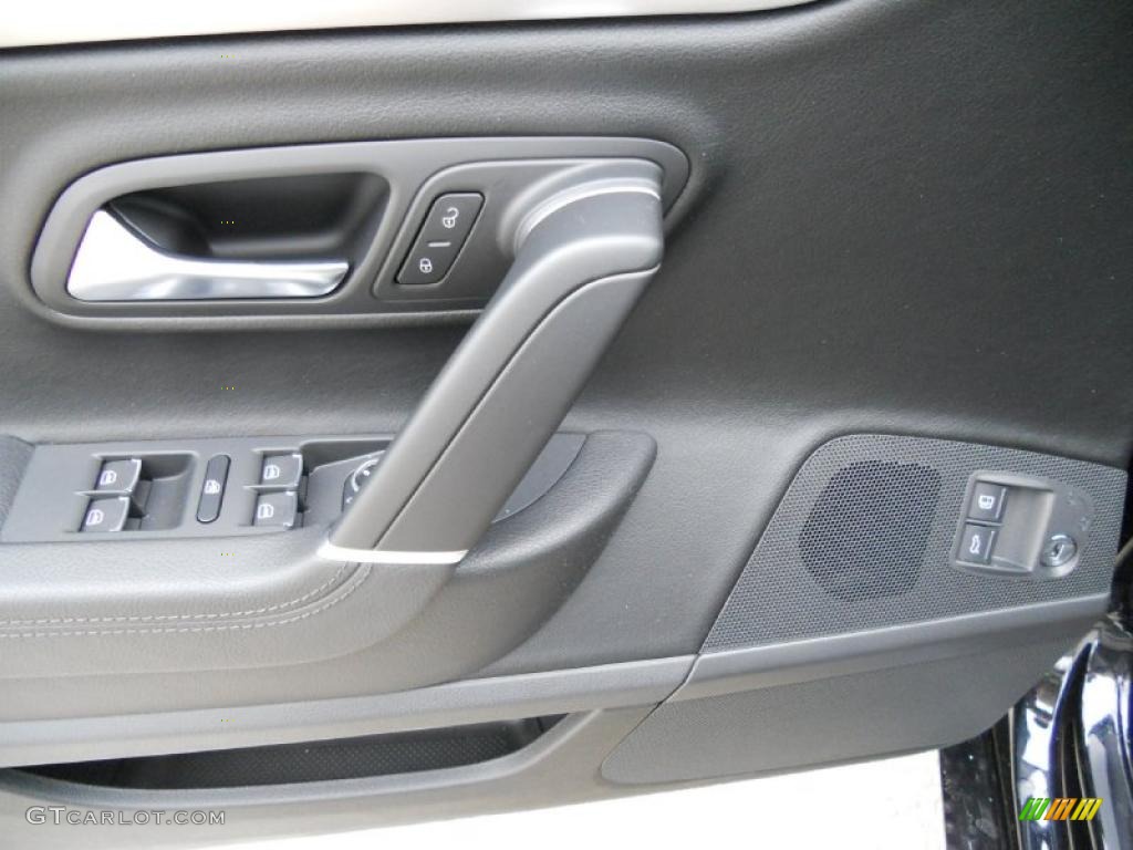 2012 Volkswagen CC Lux Black Door Panel Photo #44728681