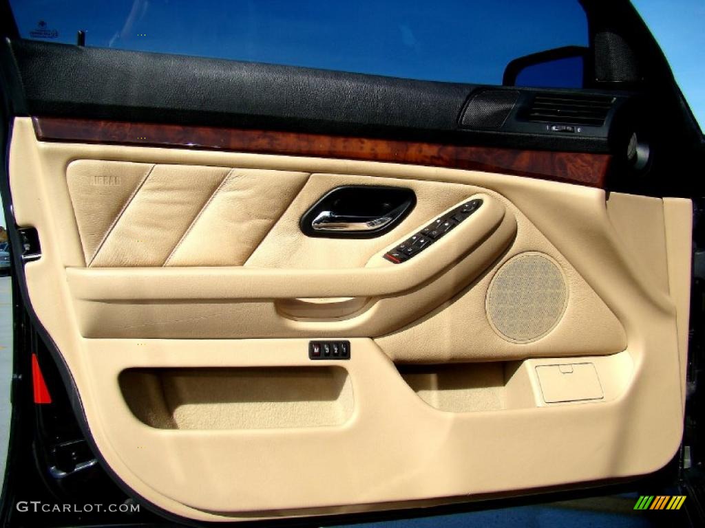 1999 BMW 5 Series 540i Sedan Sand Beige Door Panel Photo #44730658