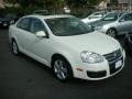 Campanella White - Jetta SE Sedan Photo No. 3