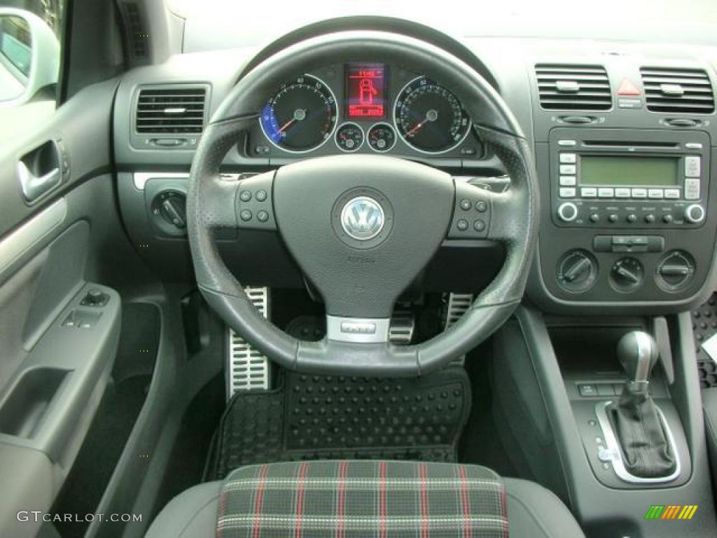 2008 Volkswagen GTI 2 Door Anthracite Black Dashboard Photo #44731984