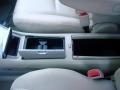 Super White - Highlander V6 4WD Photo No. 18