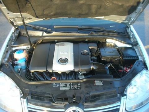 2006 Volkswagen Jetta 2.5 Sedan 2.5 Liter DOHC 20-Valve 5 Cylinder
