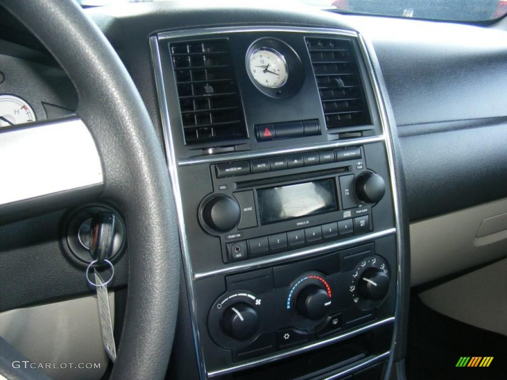 2007 300  - Silver Steel Metallic / Dark Slate Gray/Light Graystone photo #15