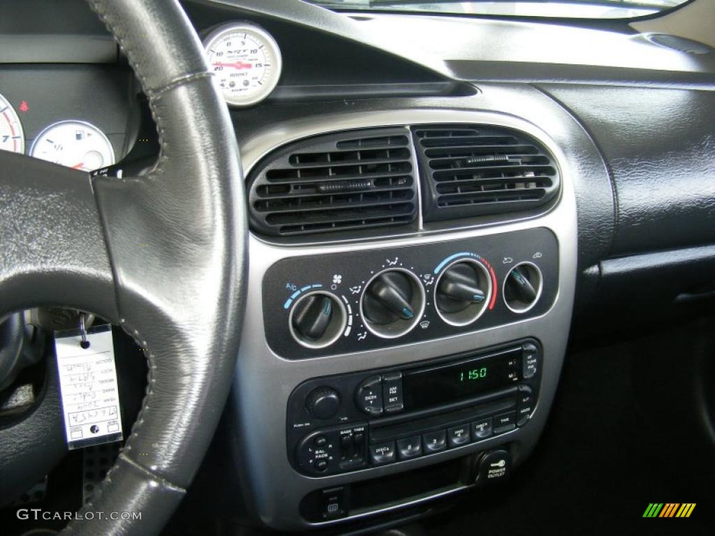 2004 Dodge Neon SRT-4 Controls Photo #44737986