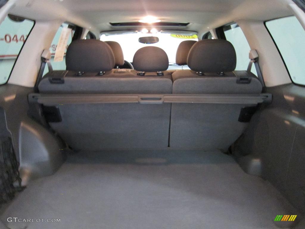 2006 Mazda Tribute s Trunk Photos