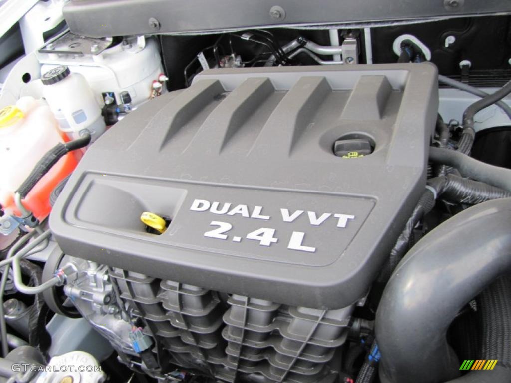 2011 Dodge Journey Express 2.4 Liter DOHC 16-Valve Dual VVT 4 Cylinder Engine Photo #44740094