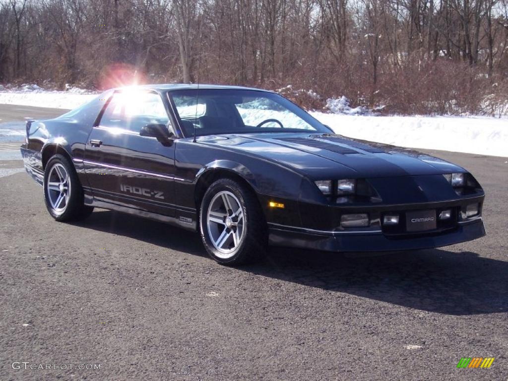 1985 Camaro IROC-Z - Black / Gray photo #1