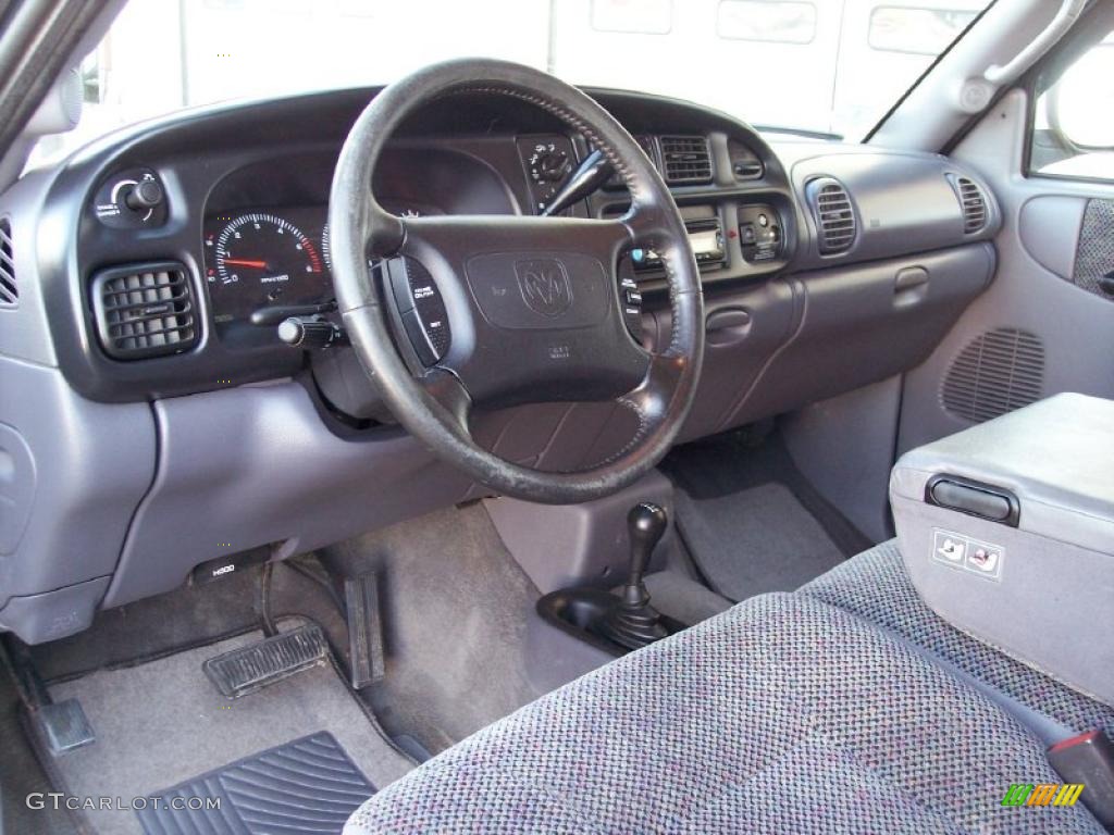 1998 Dodge Ram 1500 Sport Extended Cab 4x4 Gray Dashboard Photo #44742299