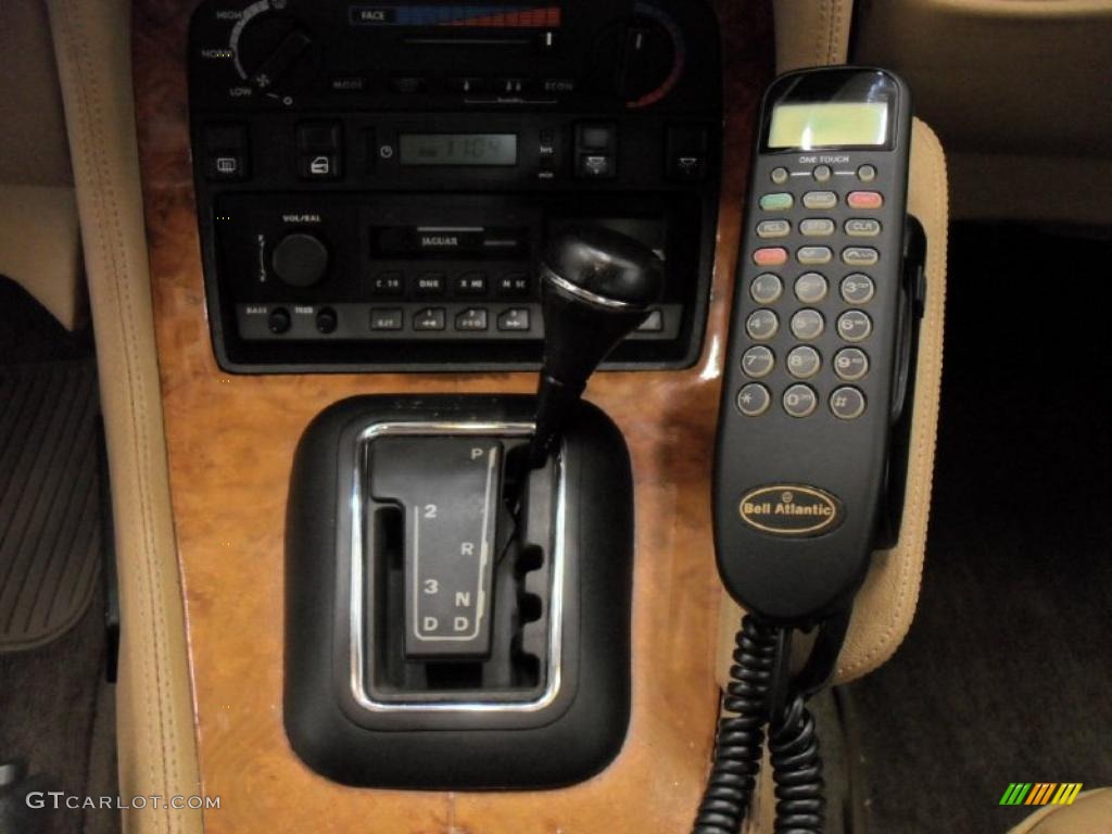 1989 Jaguar XJ XJ6 3 Speed Automatic Transmission Photo #44746915