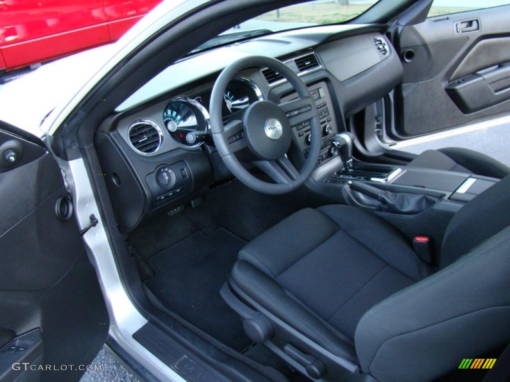 2011 Mustang V6 Coupe - Ingot Silver Metallic / Charcoal Black photo #9