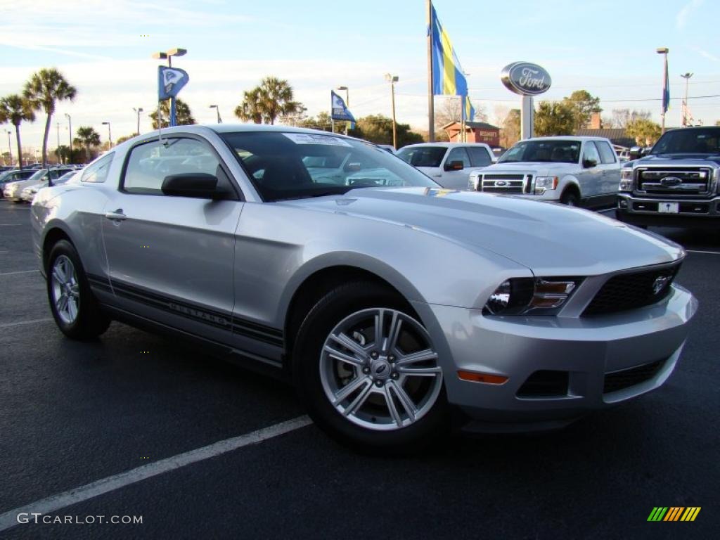 2011 Mustang V6 Coupe - Ingot Silver Metallic / Charcoal Black photo #26