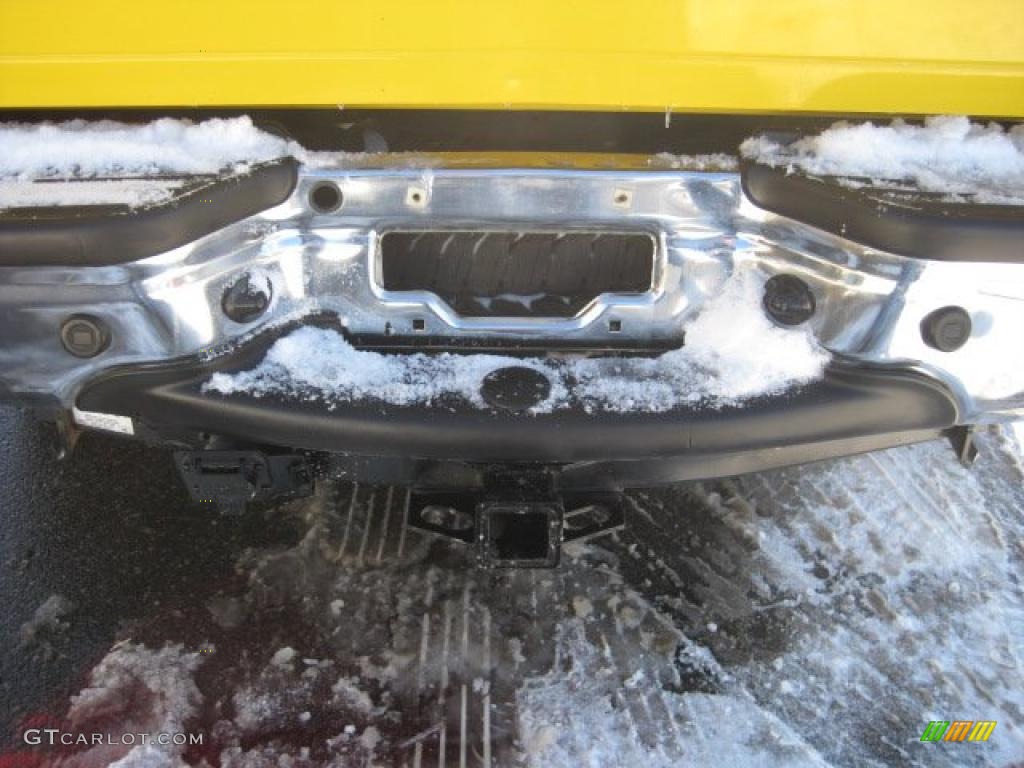 2006 F350 Super Duty Amarillo Edition Crew Cab 4x4 - Blazing Yellow / Black photo #24