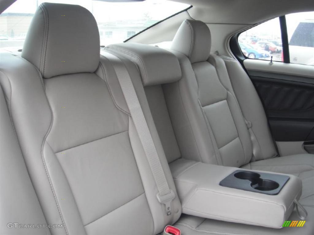 Light Stone Interior 2011 Ford Taurus SEL Photo #44757627
