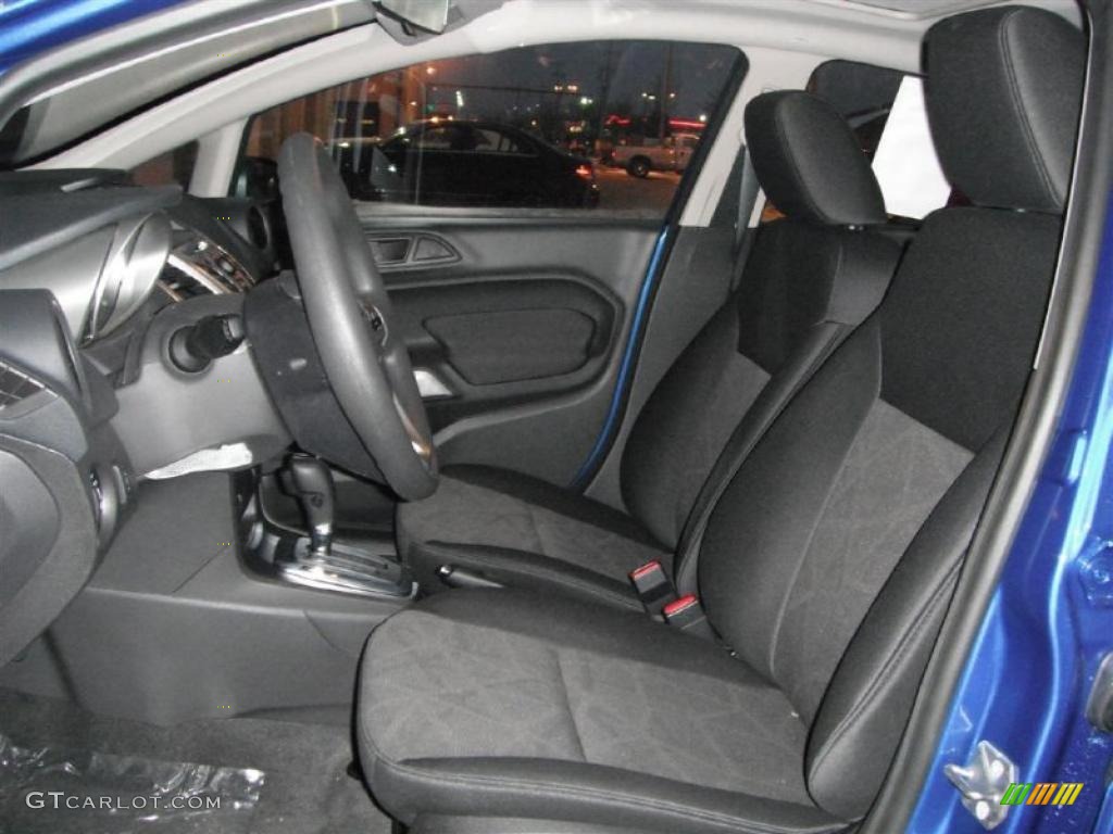 Charcoal Black/Blue Cloth Interior 2011 Ford Fiesta SE Hatchback Photo #44758015