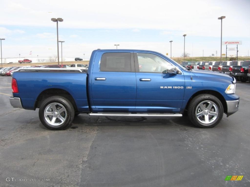 2011 Ram 1500 Big Horn Crew Cab 4x4 - Deep Water Blue Pearl / Light Pebble Beige/Bark Brown photo #4