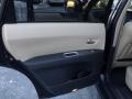 Obsidian Black Pearl - Tribeca Limited 7 Passenger Photo No. 20