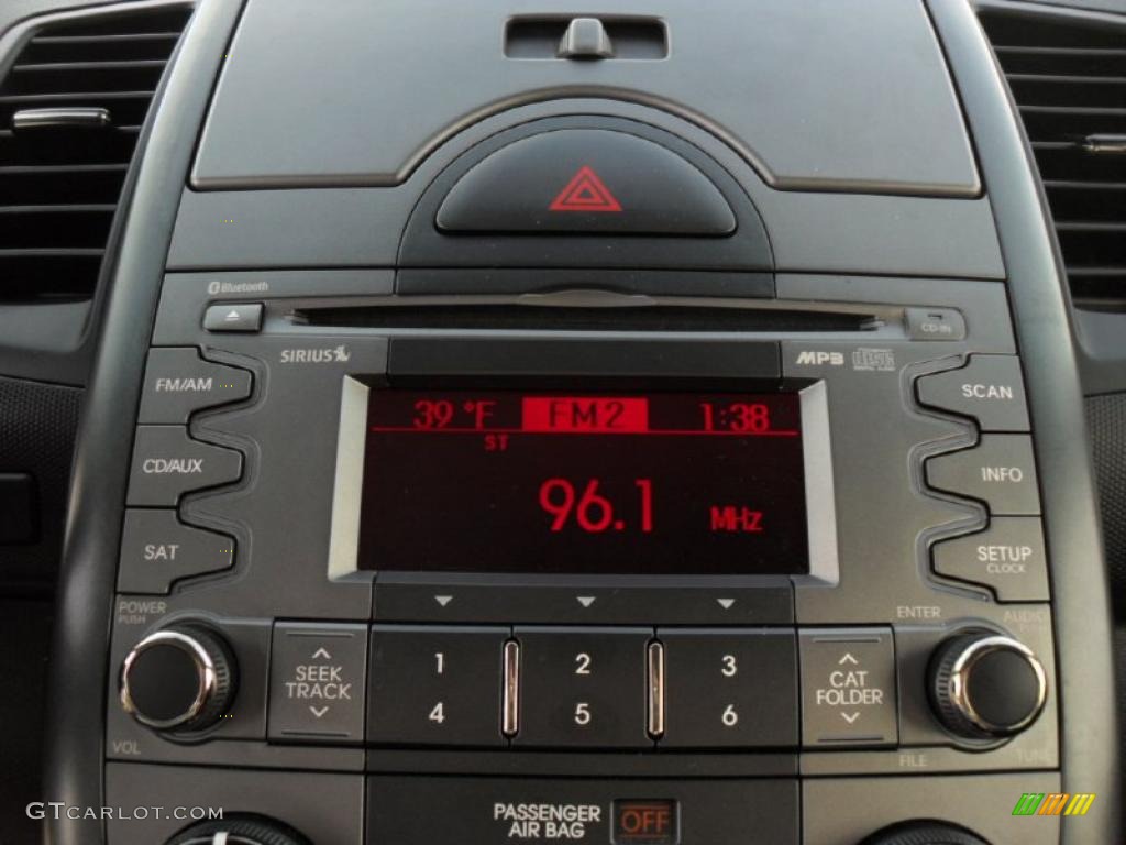 2010 Kia Soul + Controls Photo #44766176