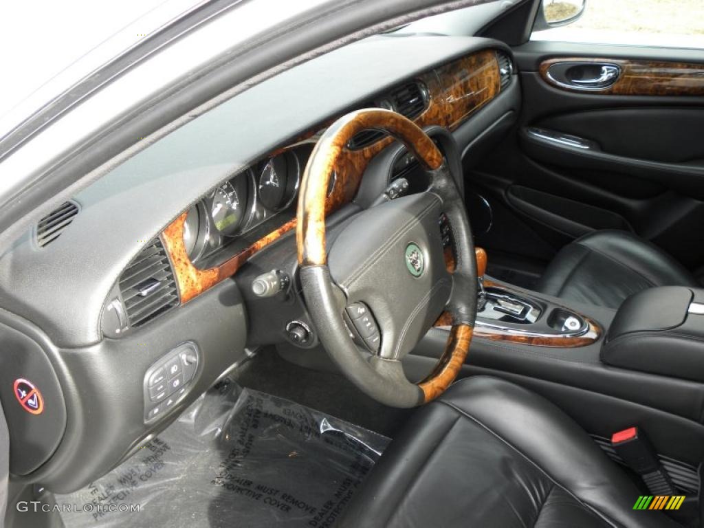 2005 Jaguar XJ Vanden Plas Charcoal Dashboard Photo #44766633