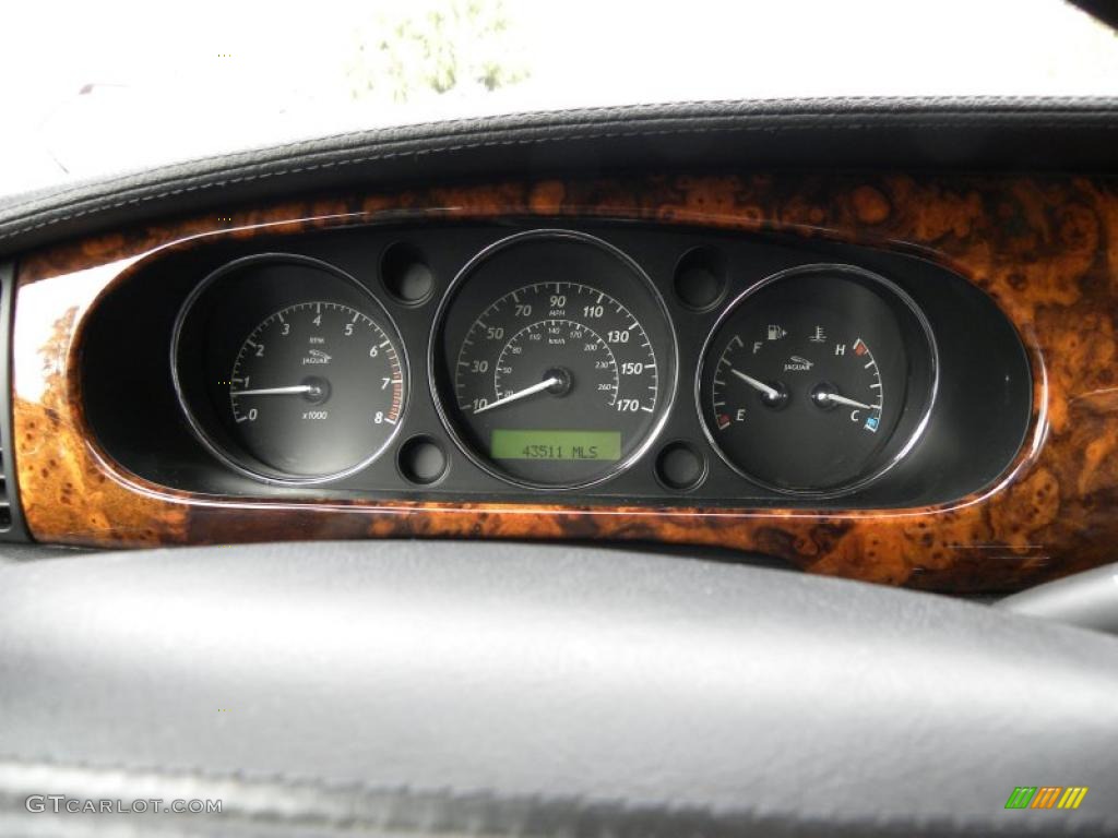 2005 Jaguar XJ Vanden Plas Gauges Photo #44767001