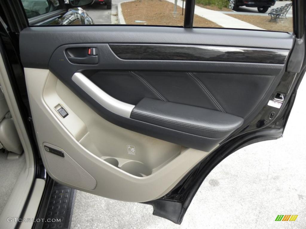 2007 Toyota 4Runner Limited Door Panel Photos