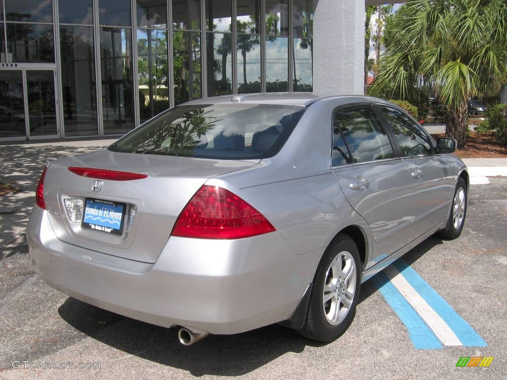 2006 Accord EX-L Sedan - Alabaster Silver Metallic / Black photo #3