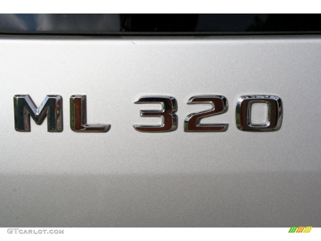 2002 ML 320 4Matic - Brilliant Silver Metallic / Ash photo #94