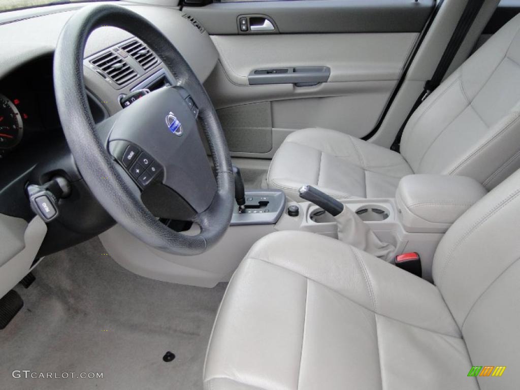 Dark Beige/Quartz Interior 2007 Volvo S40 2.4i Photo #44773093