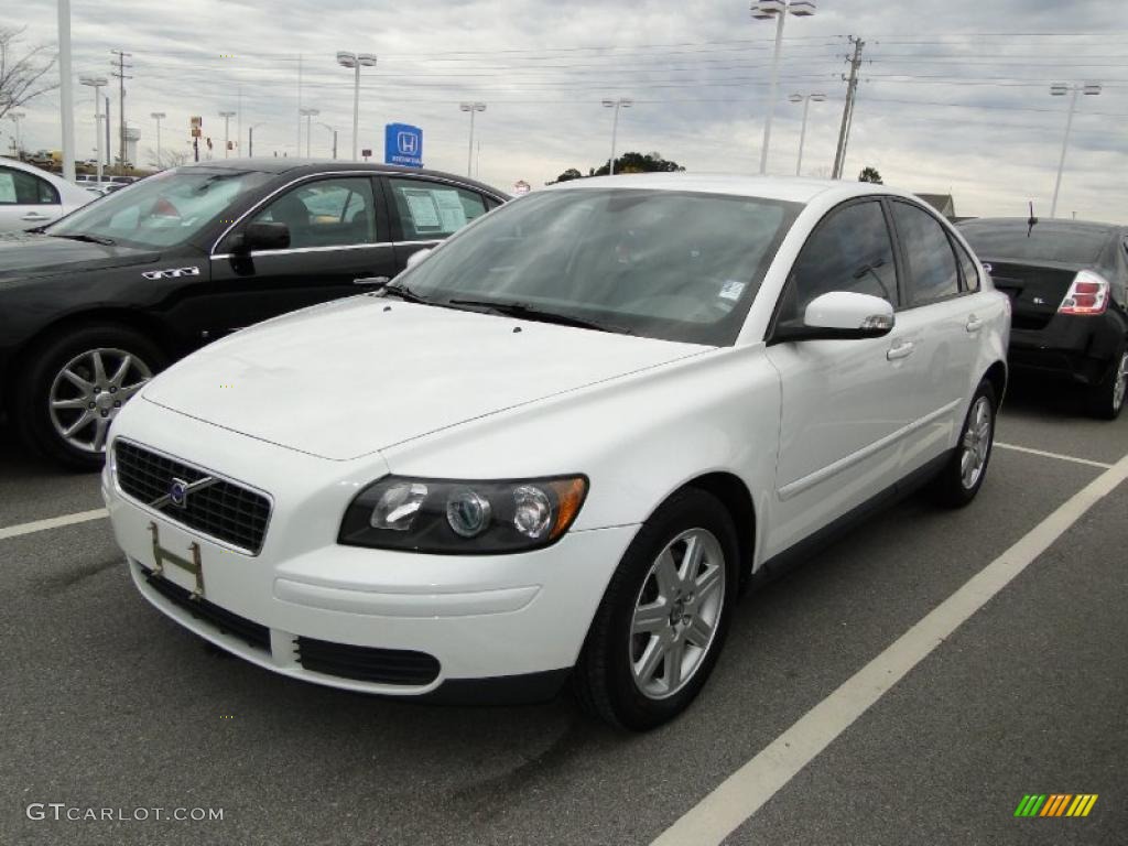 Ice White 2007 Volvo S40 2.4i Exterior Photo #44773497