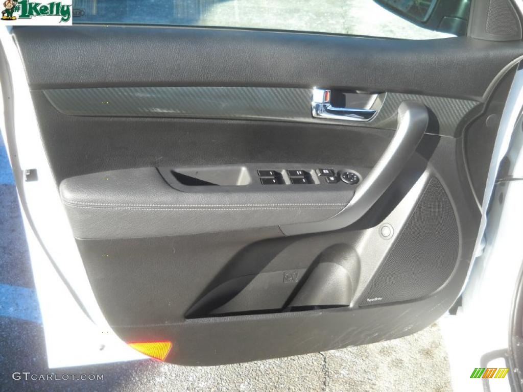 2011 Sorento SX V6 AWD - Snow White Pearl / Black photo #8