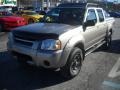 Sand Dune Metallic - Frontier XE V6 Crew Cab 4x4 Photo No. 14