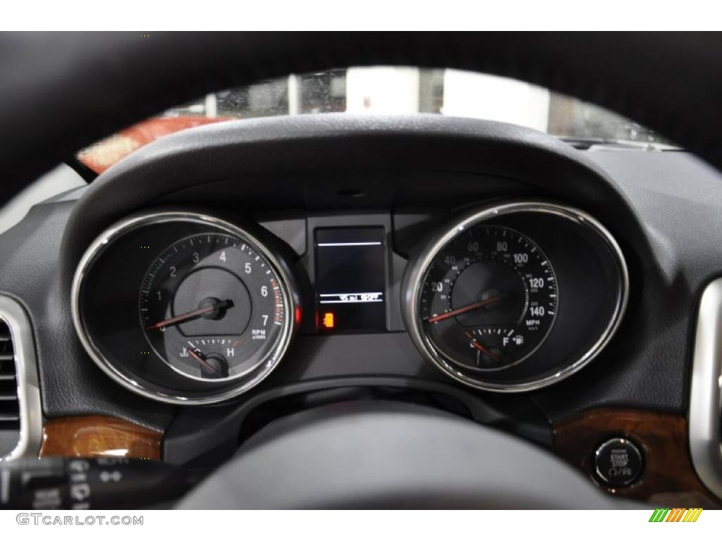 2011 Jeep Grand Cherokee Limited Gauges Photo #44776337