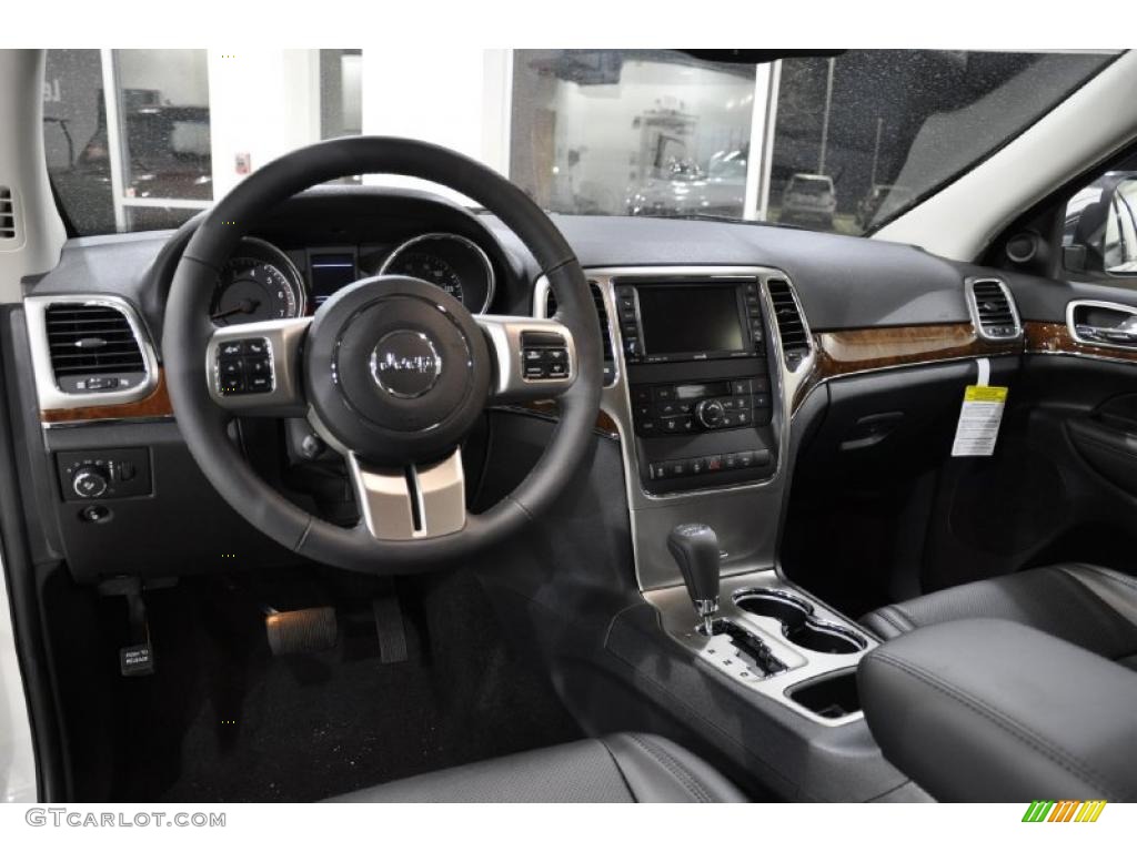 2011 Jeep Grand Cherokee Limited Black Dashboard Photo #44776443