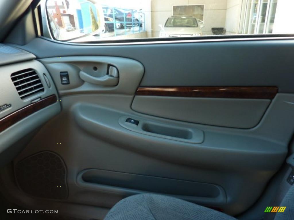 2004 Impala  - Galaxy Silver Metallic / Medium Gray photo #9