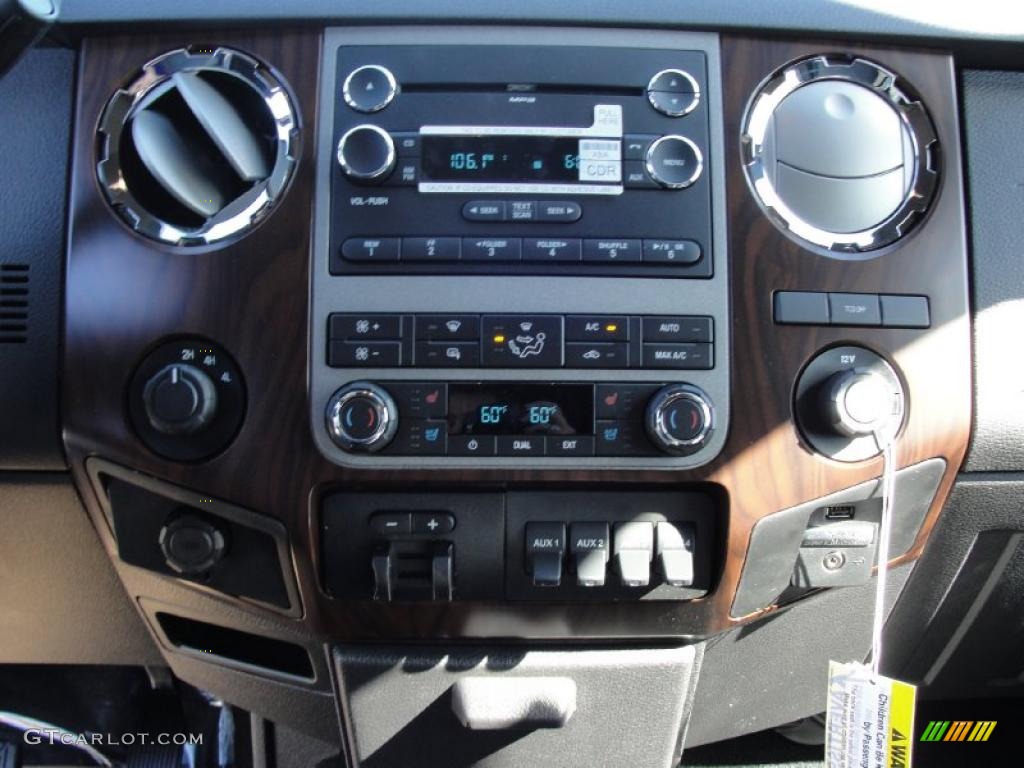 2011 Ford F350 Super Duty Lariat Crew Cab 4x4 Dually Controls Photo #44779226