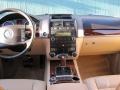 Colorado Red Metallic - Touareg V6 Photo No. 2