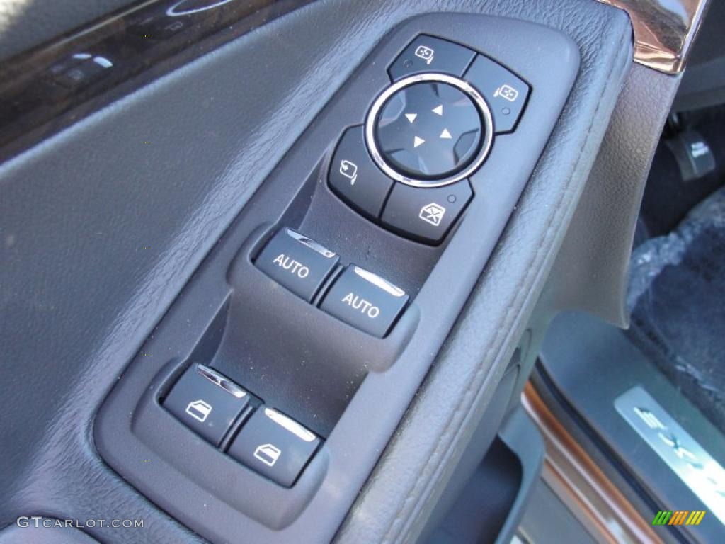 2011 Ford Explorer Limited Controls Photo #44781370