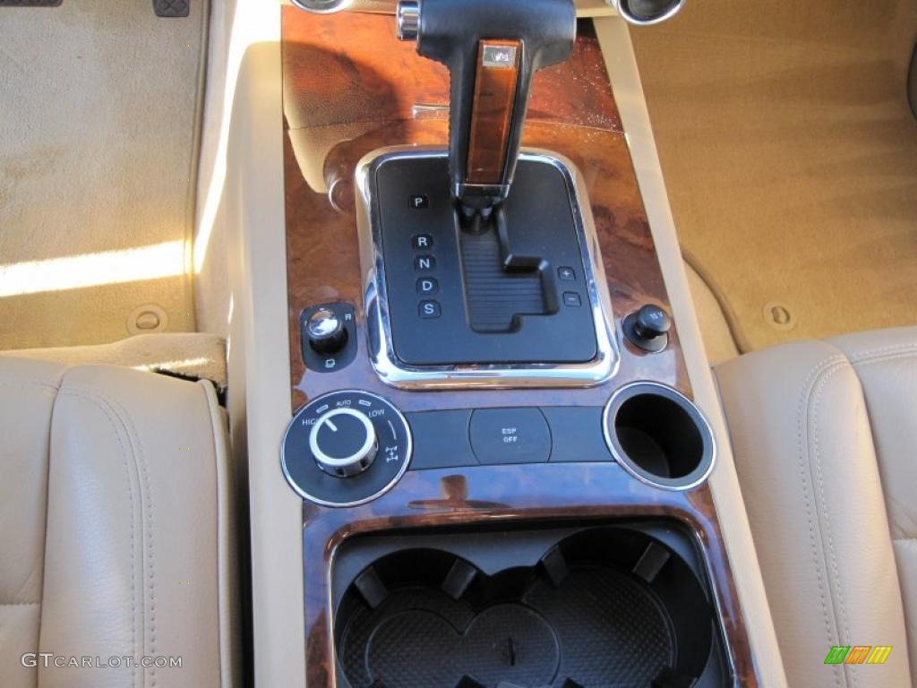 2004 Volkswagen Touareg V6 6 Speed Automatic Transmission Photo #44781410