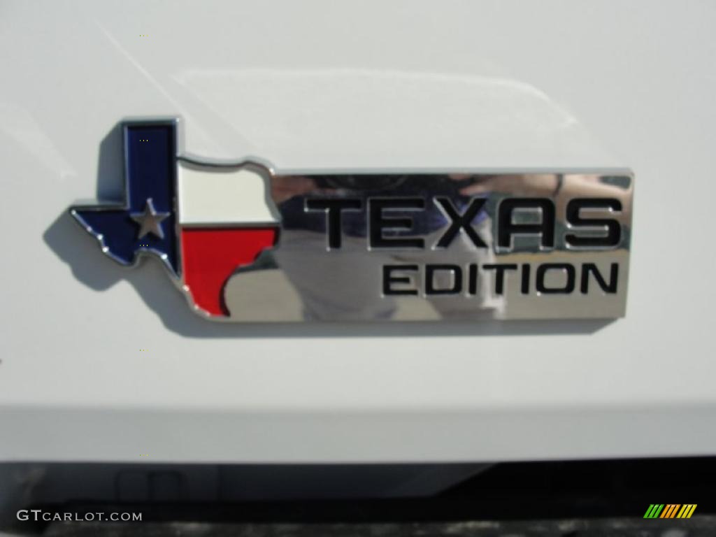 2011 F150 Texas Edition SuperCrew 4x4 - Oxford White / Steel Gray photo #17