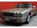Topaz Metallic - XJ XJ8 Photo No. 2