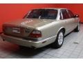 Topaz Metallic - XJ XJ8 Photo No. 3
