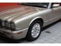 2000 Topaz Metallic Jaguar XJ XJ8  photo #23