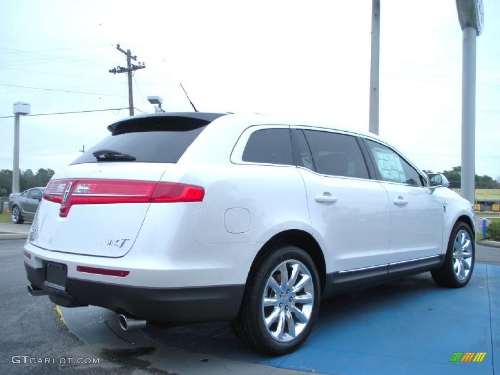 White Platinum Metallic Tri-Coat 2011 Lincoln MKT FWD Exterior Photo #44784118