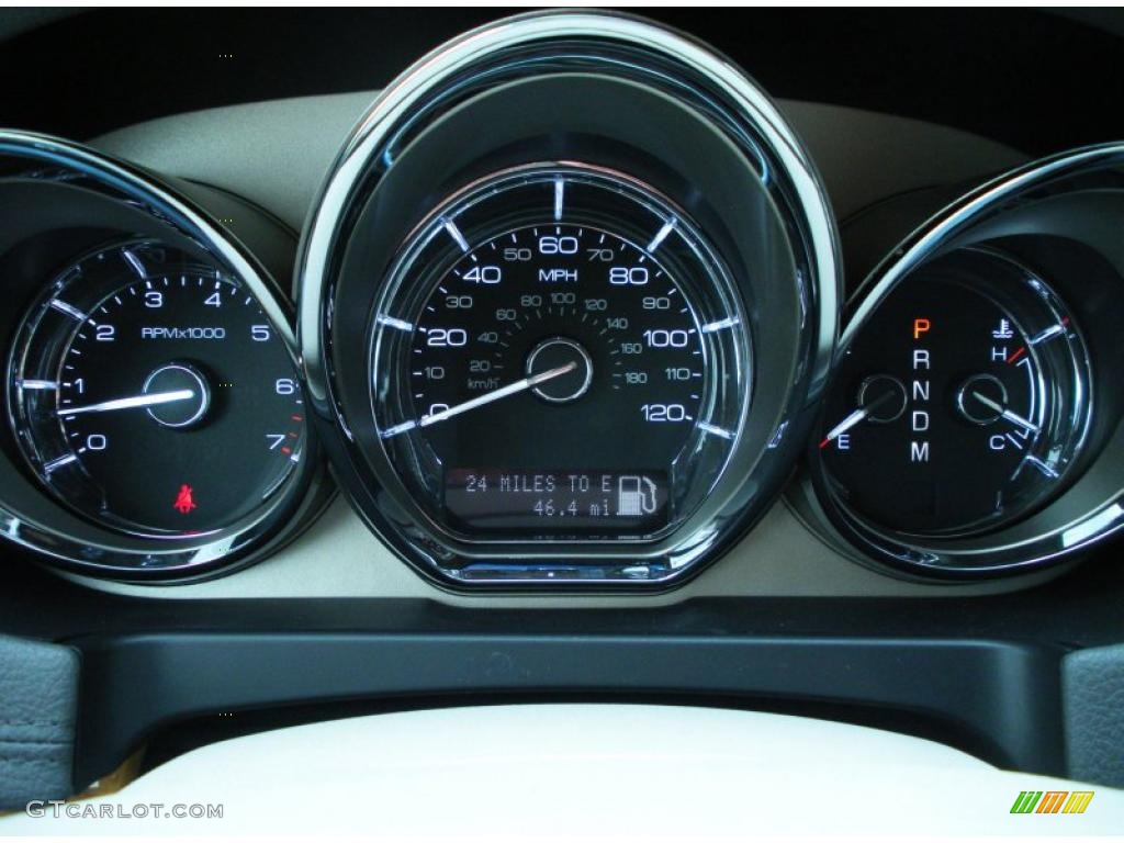 2011 Lincoln MKT FWD Gauges Photo #44784250