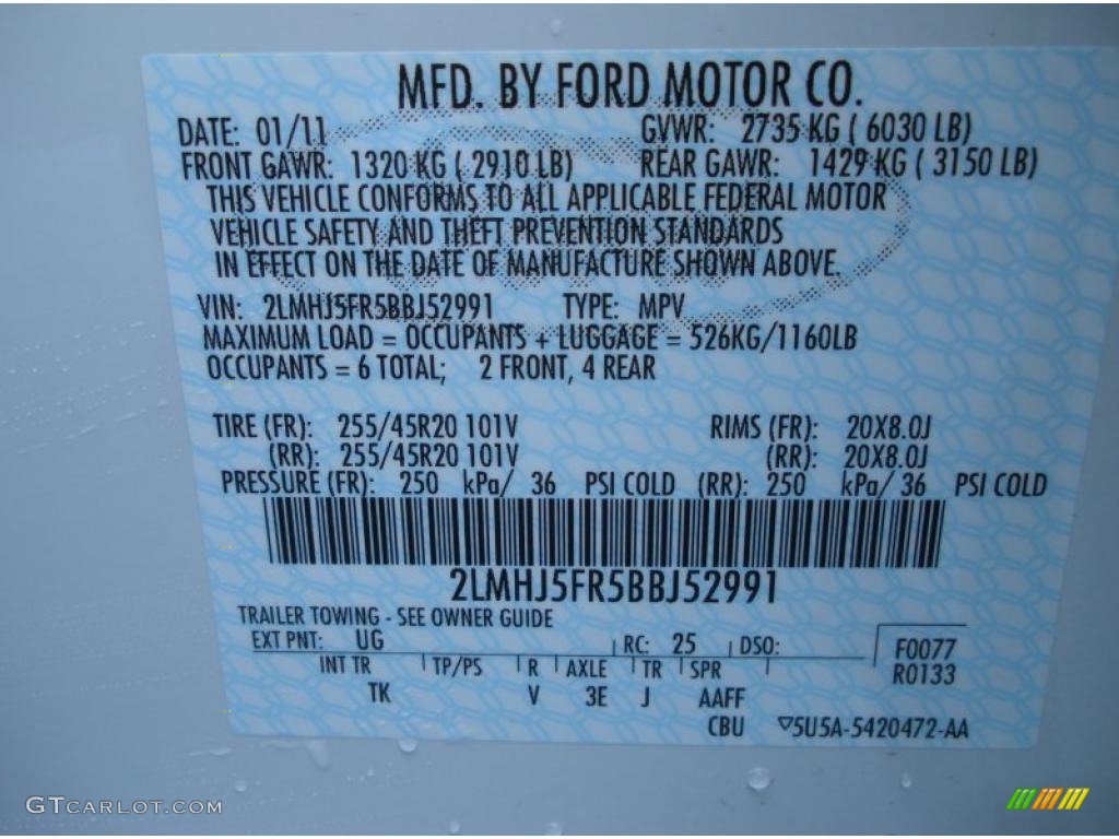2011 MKT Color Code UG for White Platinum Metallic Tri-Coat Photo #44784326