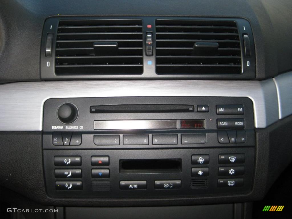 2006 BMW M3 Coupe Controls Photo #44788934