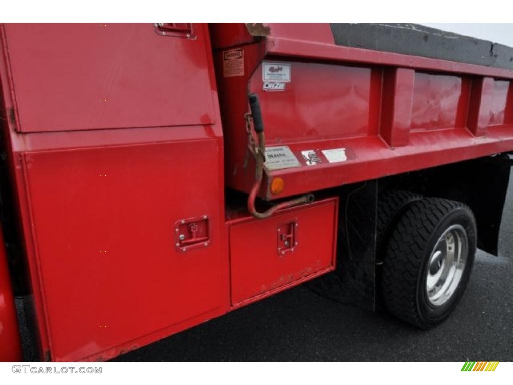 2000 F550 Super Duty XL Regular Cab 4x4 Dump Truck - Red / Medium Graphite photo #21