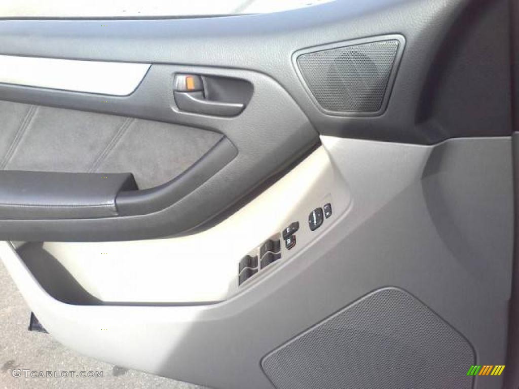 2004 4Runner SR5 4x4 - Stratosphere Mica / Stone photo #12