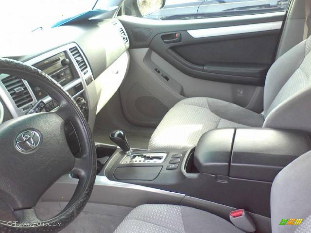 2004 4Runner SR5 4x4 - Stratosphere Mica / Stone photo #13