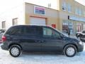 2007 Modern Blue Pearl Chrysler Town & Country   photo #21