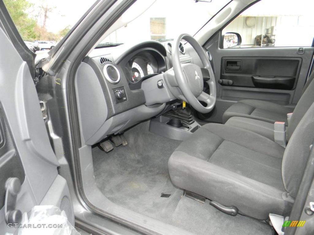 Slate Interior 2007 Mitsubishi Raider LS Extended Cab Photo #44796158